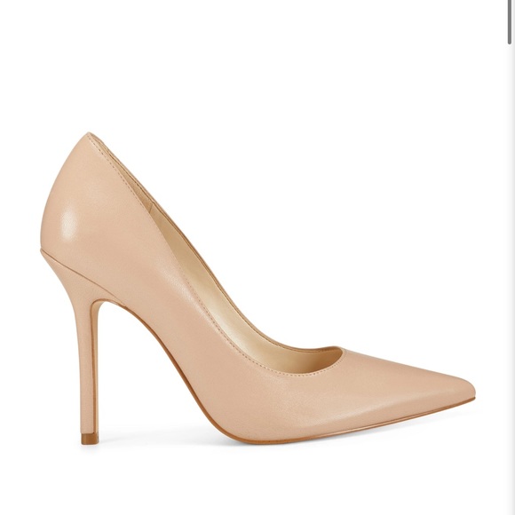 Nine West Pointy Toe Pumps - Picture 1 of 7